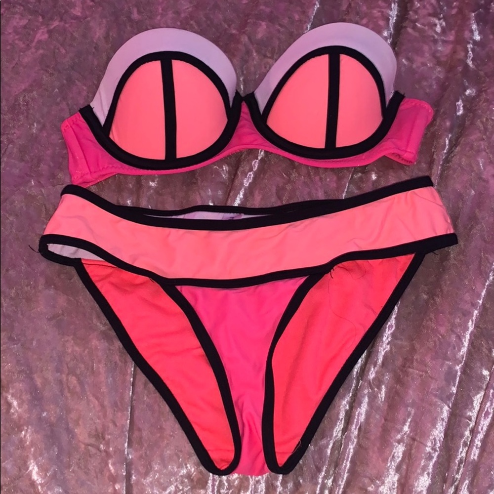 XS Colorblock Bikini